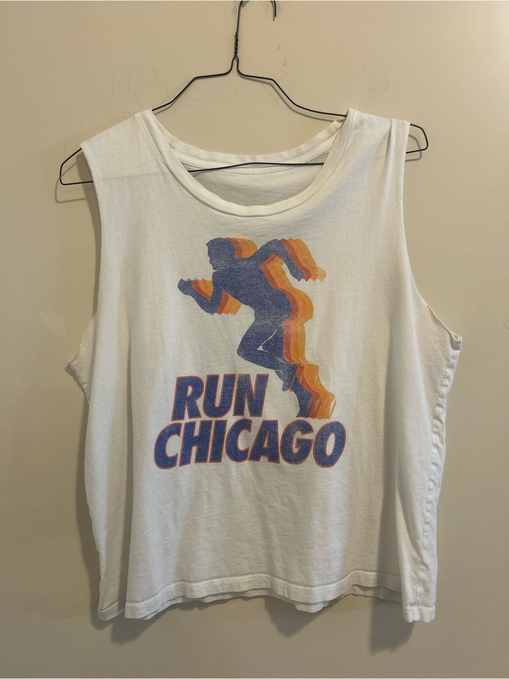 Run Chicago crop muscle workout tee